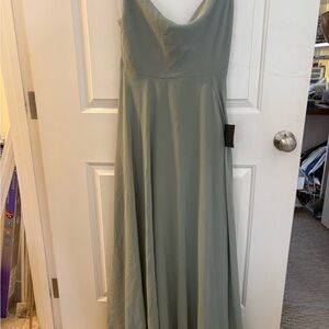 PROM GOWN SALE! 🔥Elegant Misty Green Long gown with slit & tie up back, XL